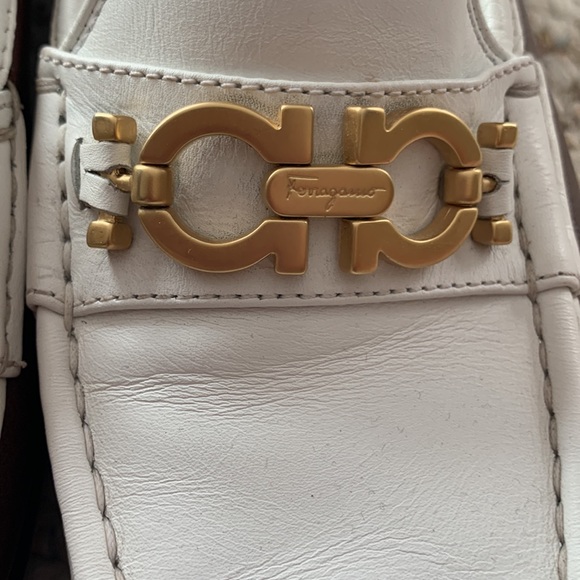 Salvatore Ferragamo Two Toned Flats - Picture 4 of 12